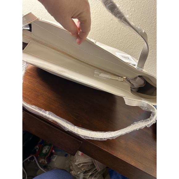 Cavalli NWT Tote Bag Class Sandra Shopper White Asparagus Gold Logo MSRP 118 - Picture 8 of 10